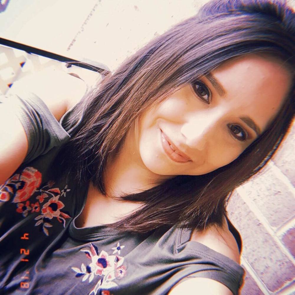 Meet your Posher, Ashley